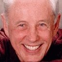 Lawrence Pazder als Self (archive footage)
