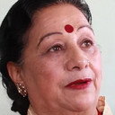 Laxmi Giri als Geet's Grandmother