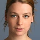 Maja Beckmann als Sabine Buhrer