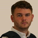 Myles Whitworth als Enforcement Agent