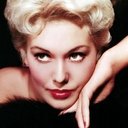 Kim Novak als Madeleine Elster / Judy Barton