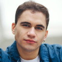 Javier Sesmillo als Hugo Rojo