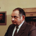 Roman Kosierkiewicz als Road Worker (uncredited)