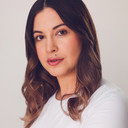 Daniela Benavides als Rose