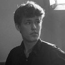 Iwan Harshagen als The Psychiatrist/Detective
