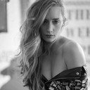Najarra Townsend als Jenelle