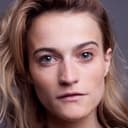 Toni O'Rourke als Sarah