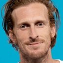 Austin Amelio als Dorian