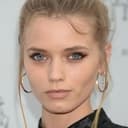 Abbey Lee als Chrystal