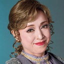 五峰亜季 als Frances Earnshaw