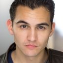 Matt Sanders als Stuart