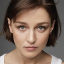 Евгения Крегжде als Tanya