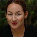 Christie Mellor als Squealing Girl in Pkg. Lot