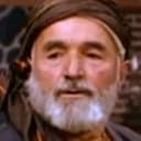 Murat Tok als Imam Hayati Efendi