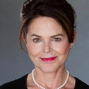Laura Wernette als Evelyn