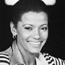 Vera De Oliveira als 