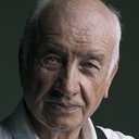 Armin Mueller-Stahl als Sam Krichinsky