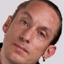 Jesper Odelberg als Angry man at the disco
