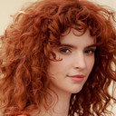 Juliette Cecile als Diana