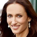 Georgie Parker als Angela Boardman