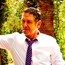 Douglas Ceballos als Judge Alarcón