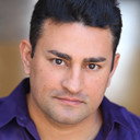 Jack Benza als Security Guard Bobby