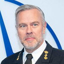 Rob Bauer als Self  : Amiral & Président du comité militaire de L’OTAN (2021-2025)