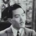 Miki Morita als Florist