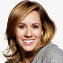 Jennifer Heil als Self