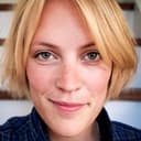 Silja Eriksen Jensen als Køn rejsende (lufthavn)