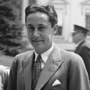 Irving Thalberg als Self (archive footage)