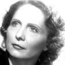 Mona Dol als Madame Curlier