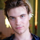 Felix Clayton als Felix