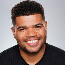 Joshua Caleb Horton als Waiter