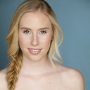 Sarah Stettler als Leslie Stevens