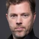 Max van den Burg als Ronnie