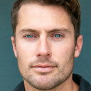 KC Deane als Dayne Thomas