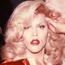 Logan Carter als Female Impersonator