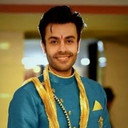 Chandan Madan als Vicky