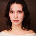 Kelsey Brown als Melanie