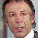 Münir Özkul als Kazım