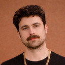 Erik Skybak als Queen's Night Guard