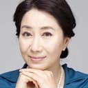 Song Ok-suk als Choi Jung-min's mother