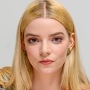 Anya Taylor-Joy als Self