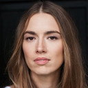 Kaitlin Ferrell als Carlee