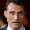 Rufus Sewell als Seth Starkadder