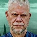 Steffen Jacobsen als Vært