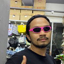Gilang Martin als Adriel