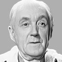 Léon Walther als L'administrateur (uncredited)