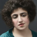 Eliza Binemeciyan als 